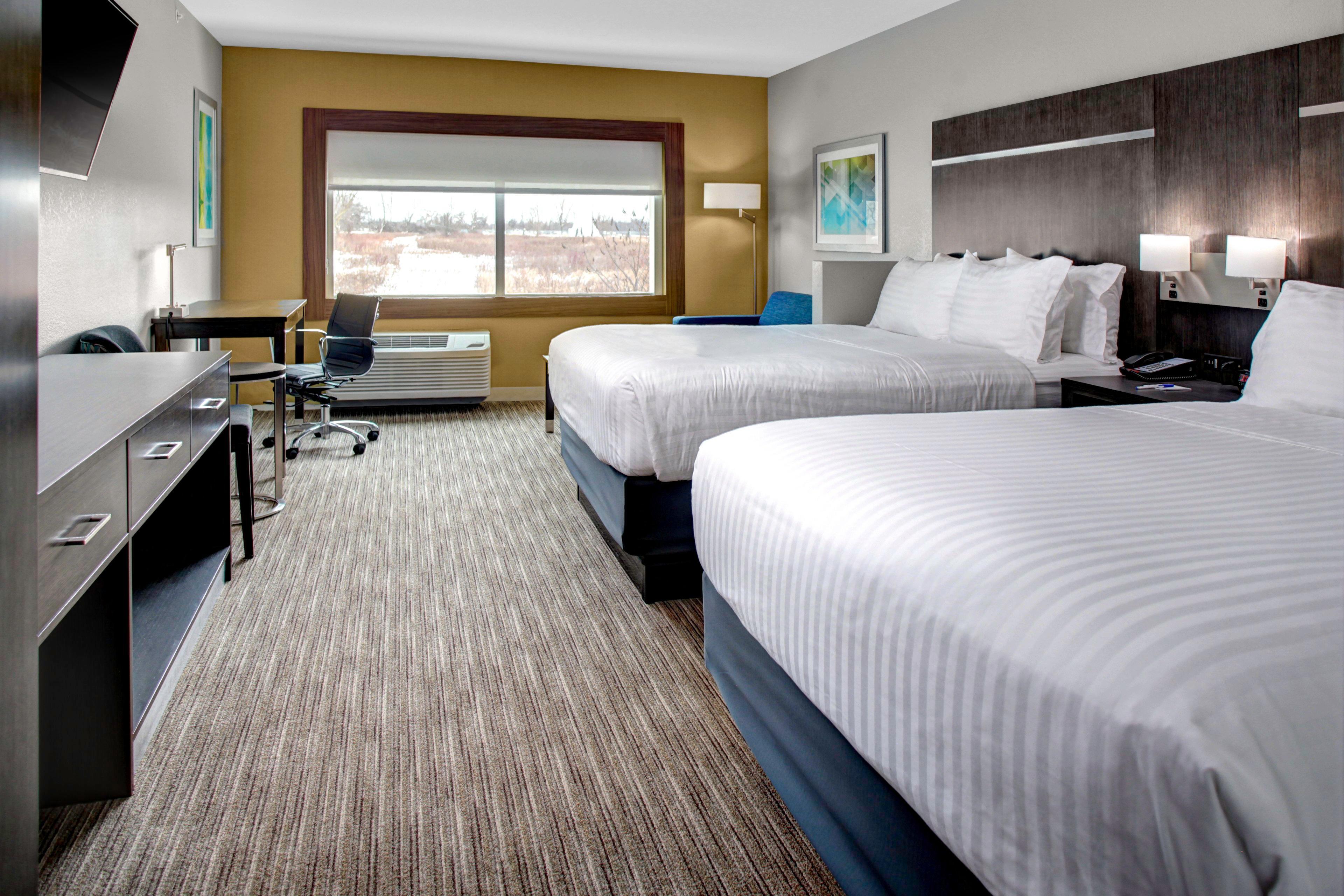 Holiday Inn Express & Suites Coldwater By Ihg Esterno foto