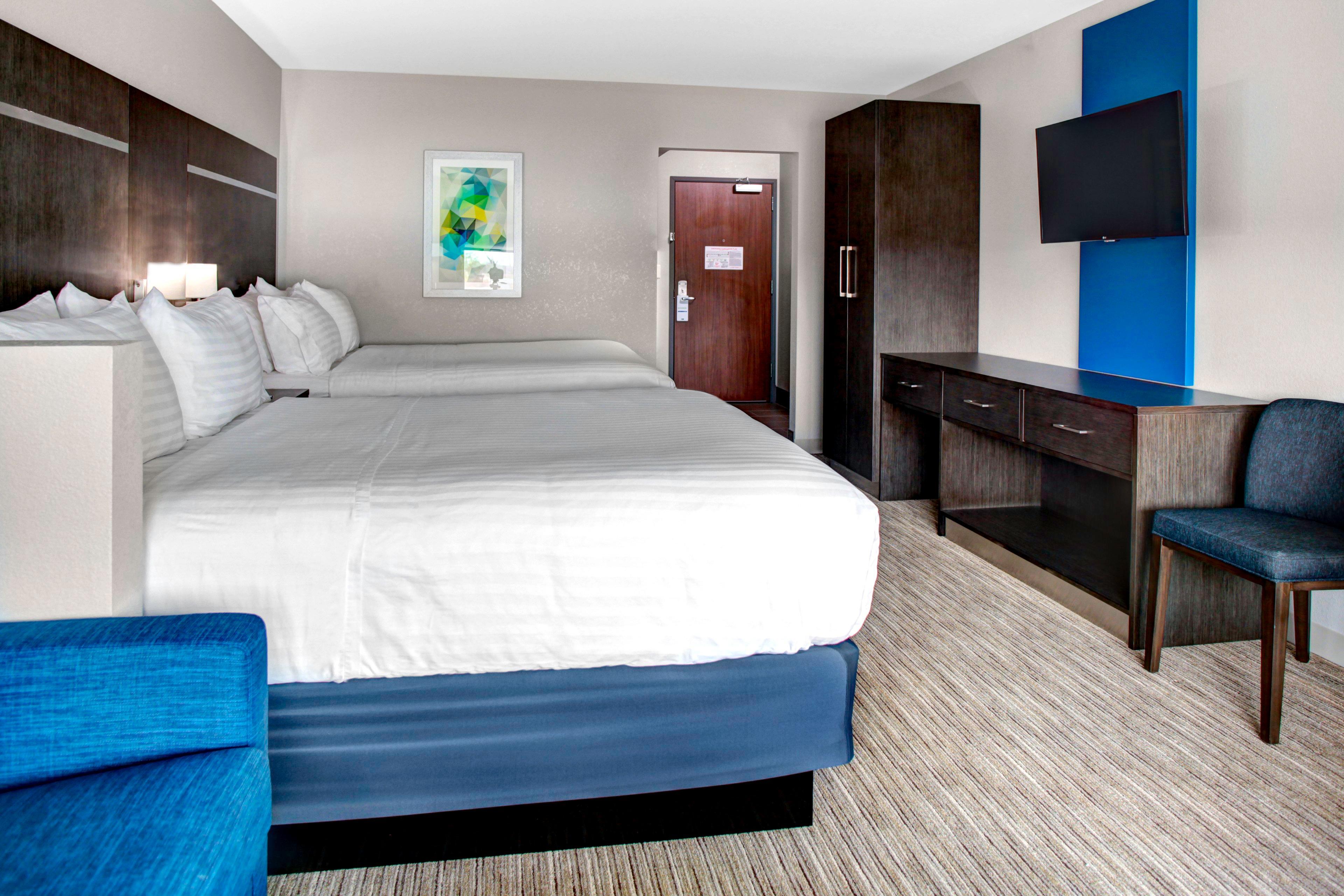 Holiday Inn Express & Suites Coldwater By Ihg Esterno foto